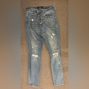 Aero high rise curvy distressed jeans.